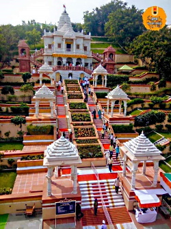 देहू-आळंदी पालखी मार्गावर आळंदी (पुणे) येथे नव्याने बांधण्यात आलेले शेगावच्या गजानन महाराजांचे सुंदर मंदिर
