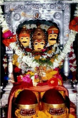 गाणगापूर येथील पादुका 