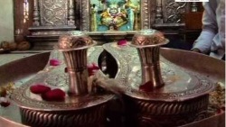 स्वामी पादुका अक्कलकोट