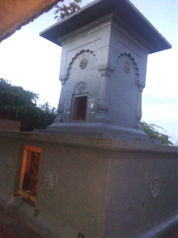 आद्यपीठ श्री वरद दत्त संस्थान राक्षसभुवन